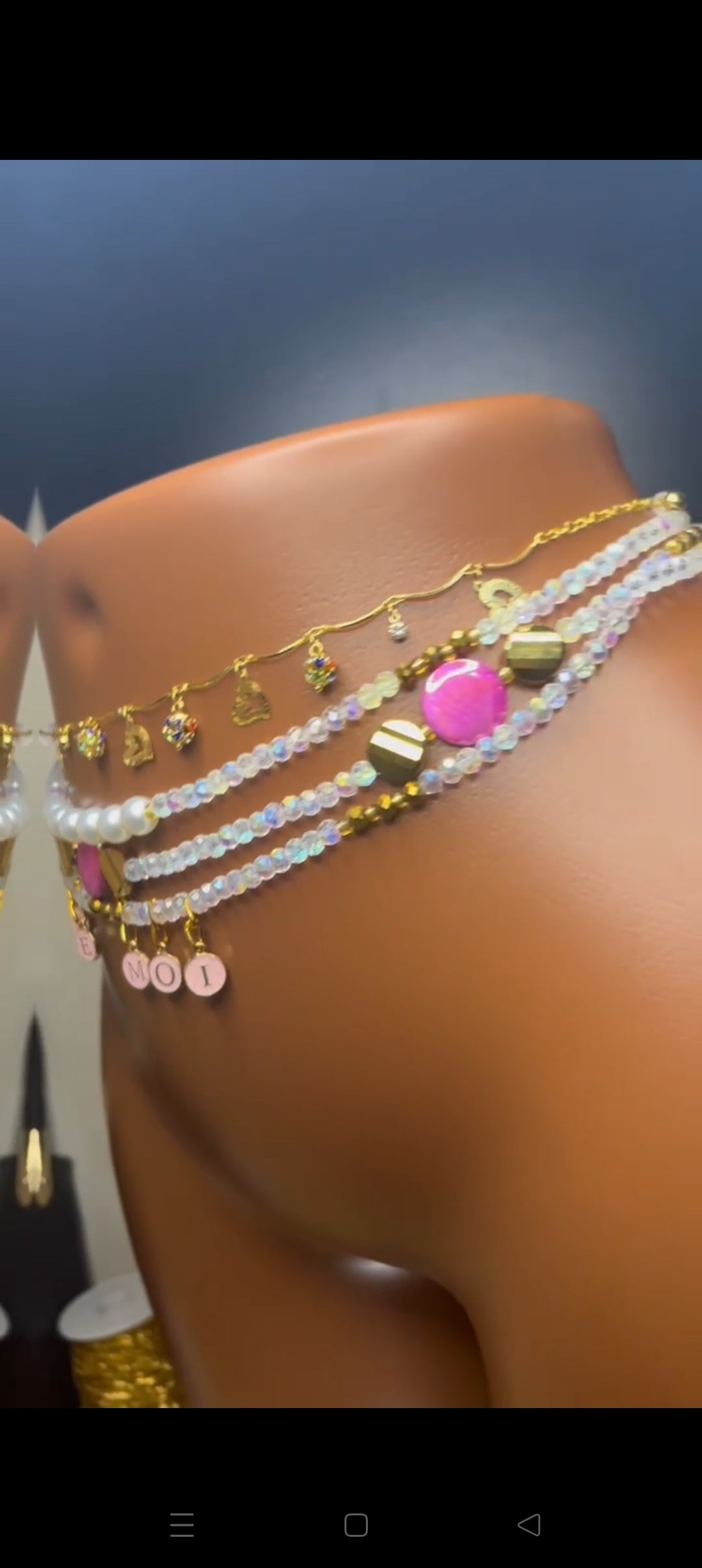 Chaînes de taille élégantes "DEGU" – Doré & Rouge Passion